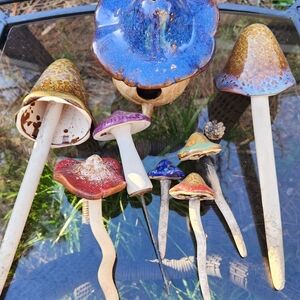 Handmade Ceramic Garden Mushrooms & Mushroom House – Fairy Garden Decor Set